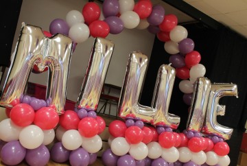 balloon arrangement and foil lettering